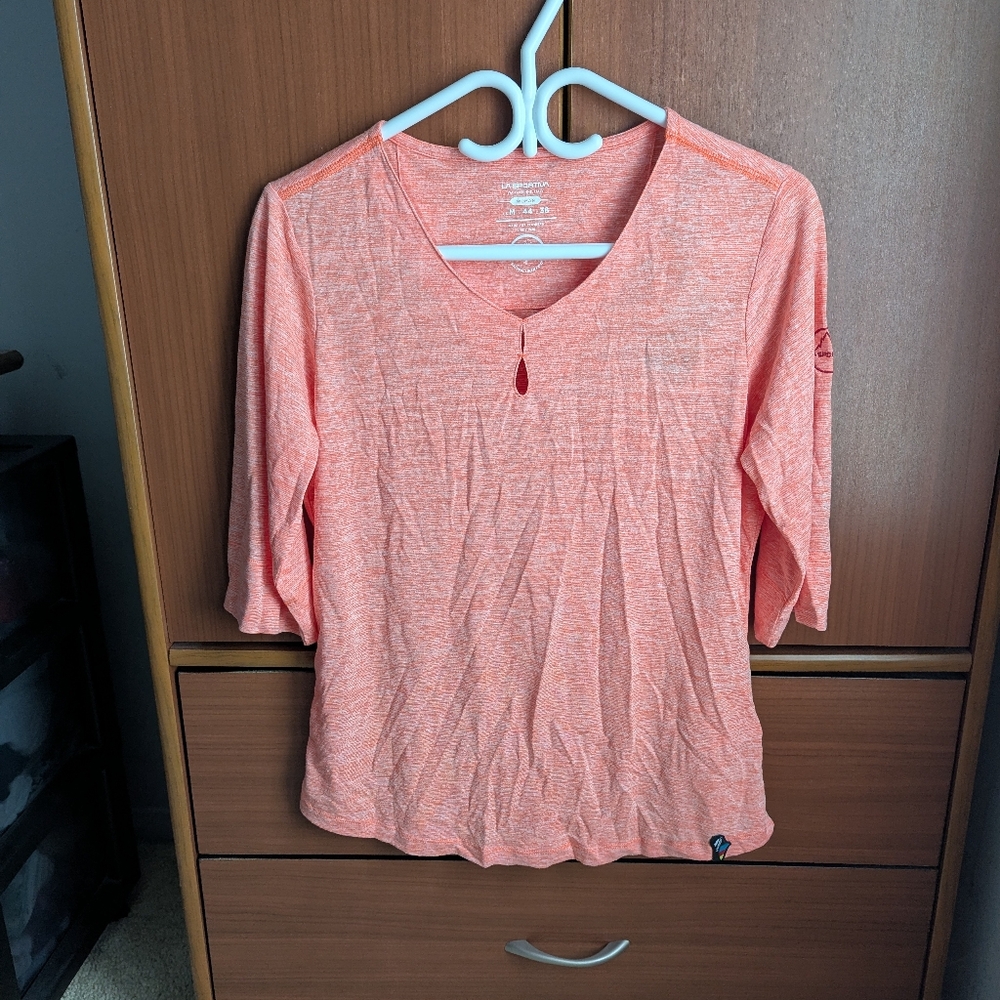 La Sportiva "Wildflower" active shirt in flamingo colour size M